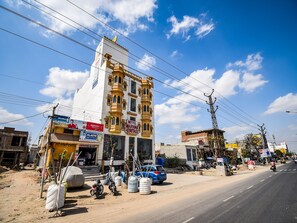 Ngoại thất