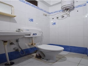 Free toiletries, towels