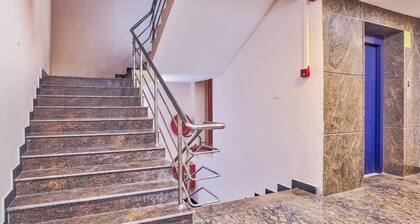 OYO 29878 Sri Abirami Inn