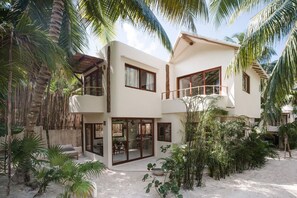 Villa de lujo, varias habitaciones, no fumadores | Cuna de viaje, wifi gratis, ropa de cama