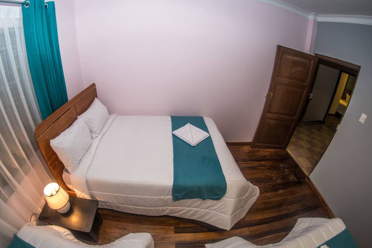 Free WiFi, bed sheets