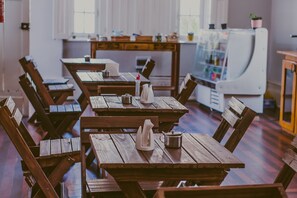 Coffee shop - Vila Santa Eulália Hostel (Pelotas)