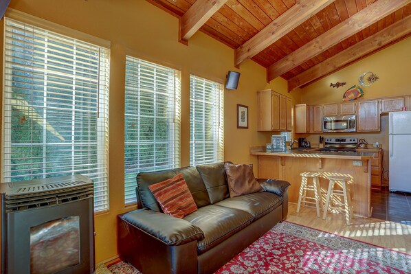 House, 1 Bedroom | Living area