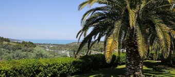 Villa Hibiscus - Studio panoramique pour 2 personnes dans une villa avec piscine