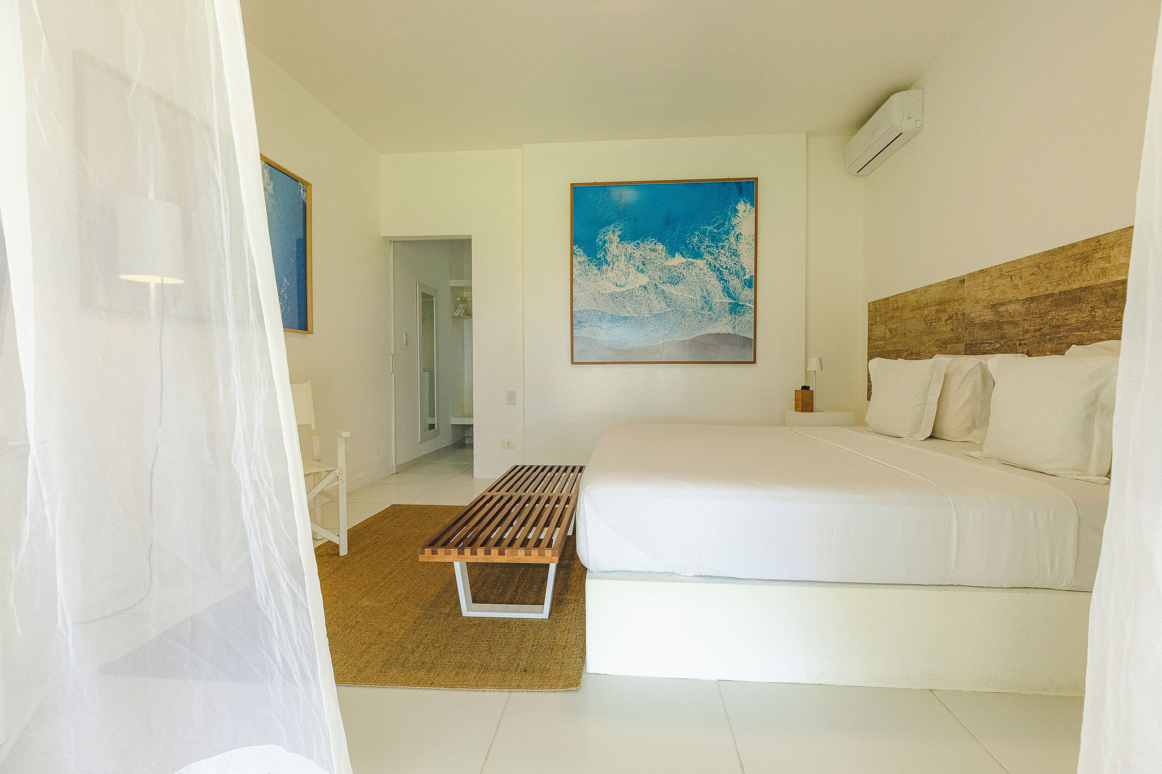 Junior Suite, 1 King Bed, Poolside