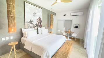 Luxury Suite, 1 King Bed, Sea View, Sea Facing | Premium bedding, pillow-top beds, minibar, blackout curtains