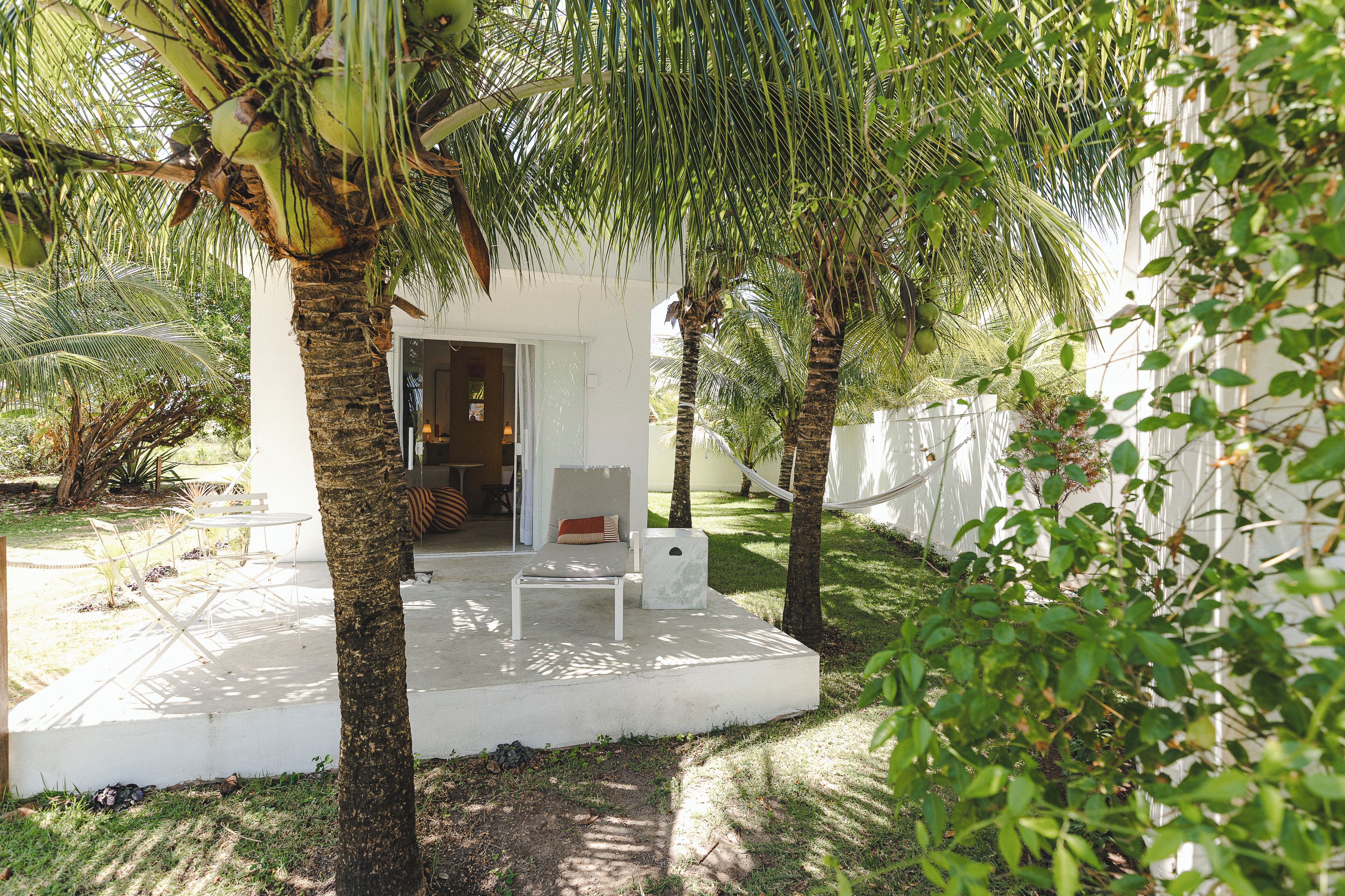 Design Suite | Premium bedding, pillowtop beds, minibar, blackout drapes