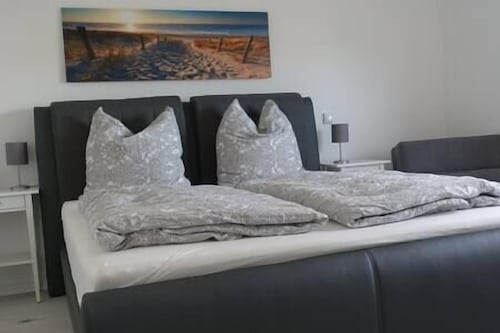 moderne Ferienwohnung auf der Insel Niederwerth, moderne Ferienwohnung auf der Insel Niederwerth