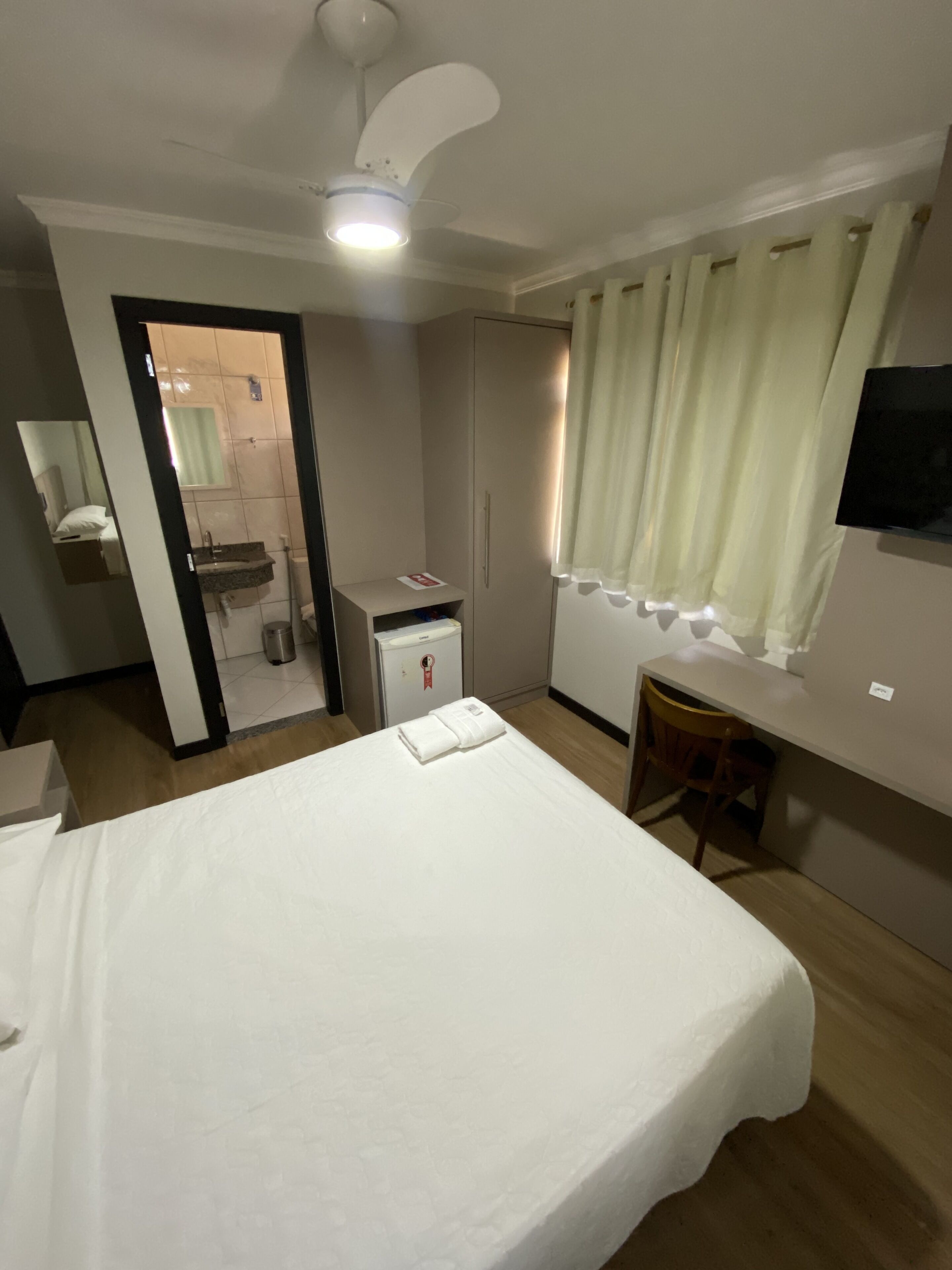 superior room | laptop workspace, iron/ironing board, free wifi, bed sheets