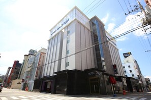 Exterior - 2Night (Jeonju)