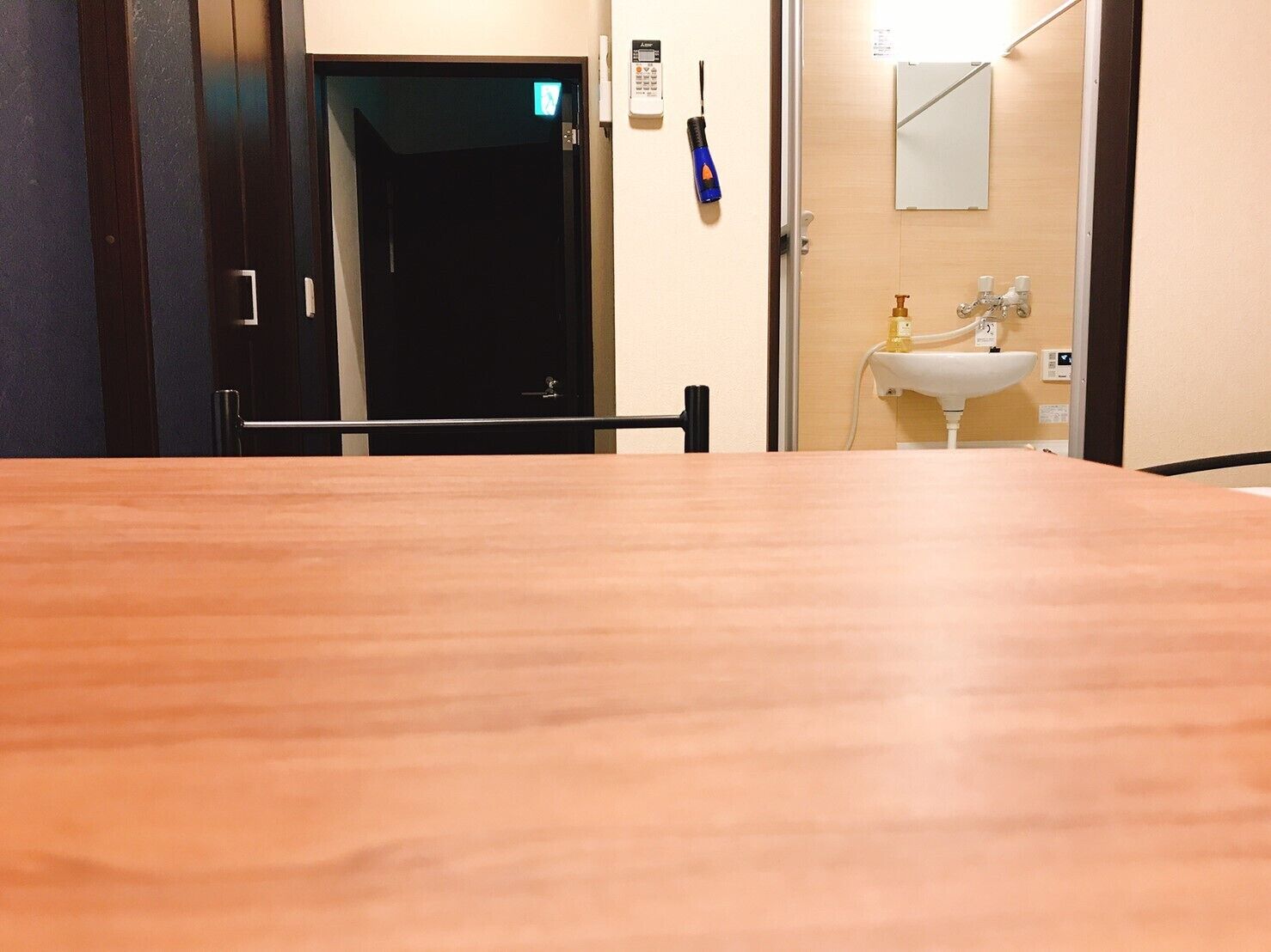 อพาร์ทเมนท์, 1 ห้องนอน (1F) | 1 ห้องนอน, โต๊ะทำงาน, ห้องเก็บเสียง