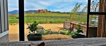 BEAUTIFULL VINEYARD HOUSE (CASA MAZAHUA) IN VALLE DE GUADALUPE