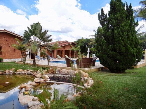 Large house on gated community | Near Parachuting