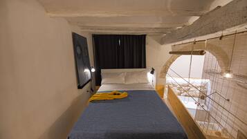 1 camera, culla da viaggio, Wi-Fi gratuito, lenzuola