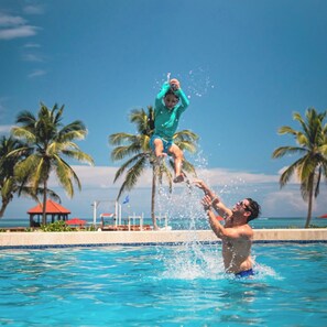 Outdoor pool, a heated pool