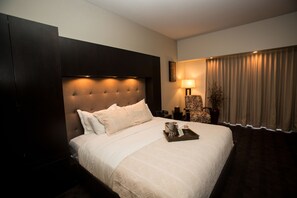 Standard King (21 & older only)