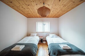 3 habitaciones, tabla de planchar con plancha y wifi gratis 