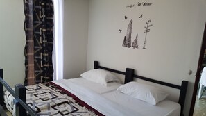Individually decorated, free WiFi, bed sheets