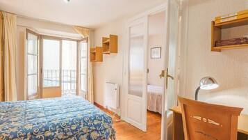 4 chambres, fer et planche Ă repasser, Wi-Fi gratuit, draps fournis