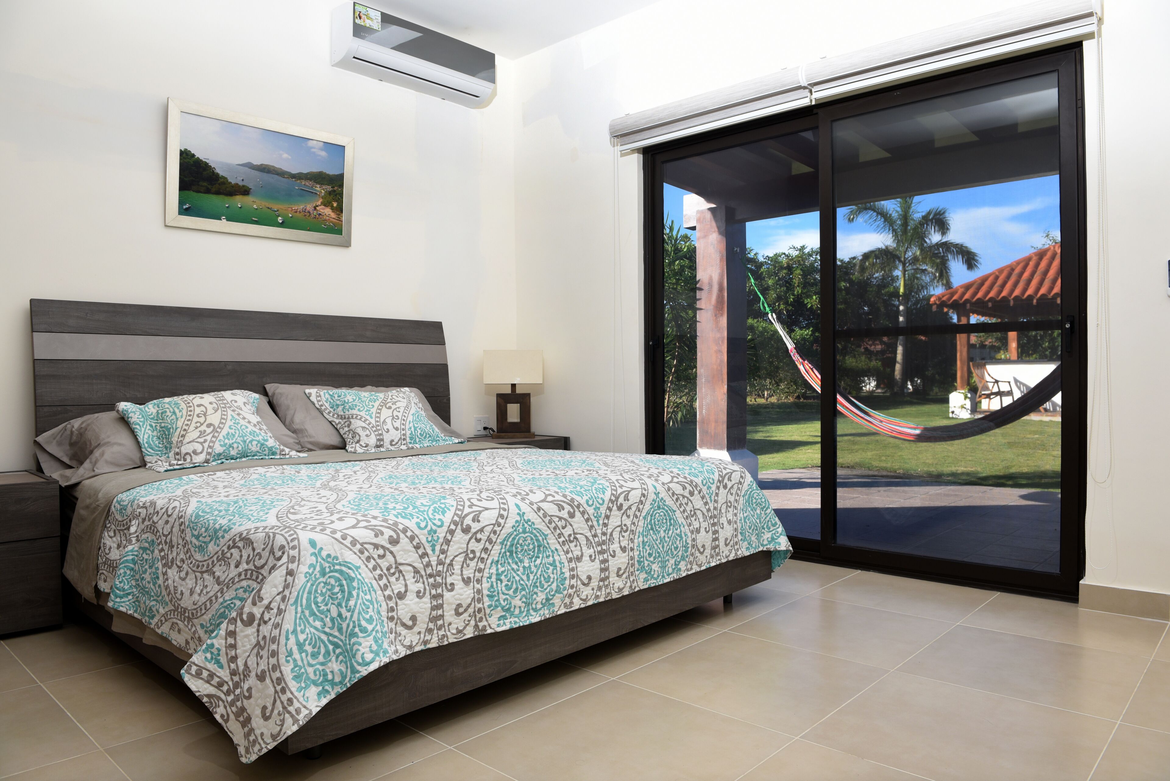 2 bedrooms, desk, soundproofing, iron/ironing board