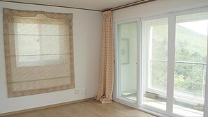 Uklassifisert bilde, 3 av 49, knapp