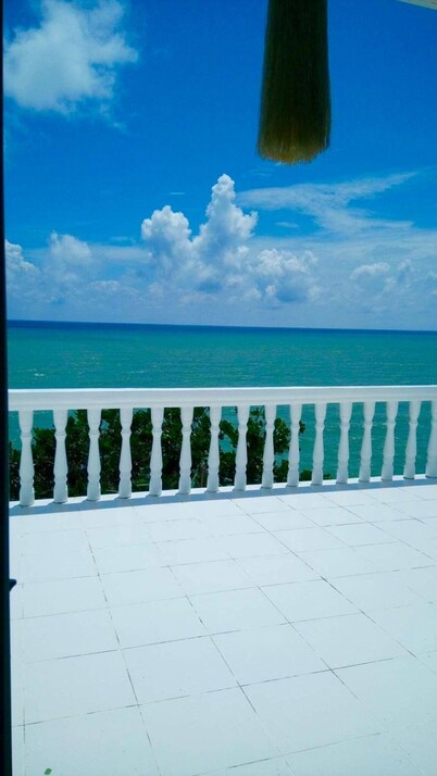 Satori Suites Basay ..