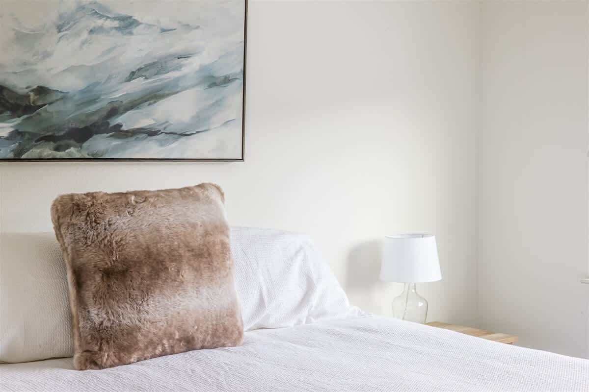 4 bedrooms, memory foam beds, iron/ironing board, WiFi