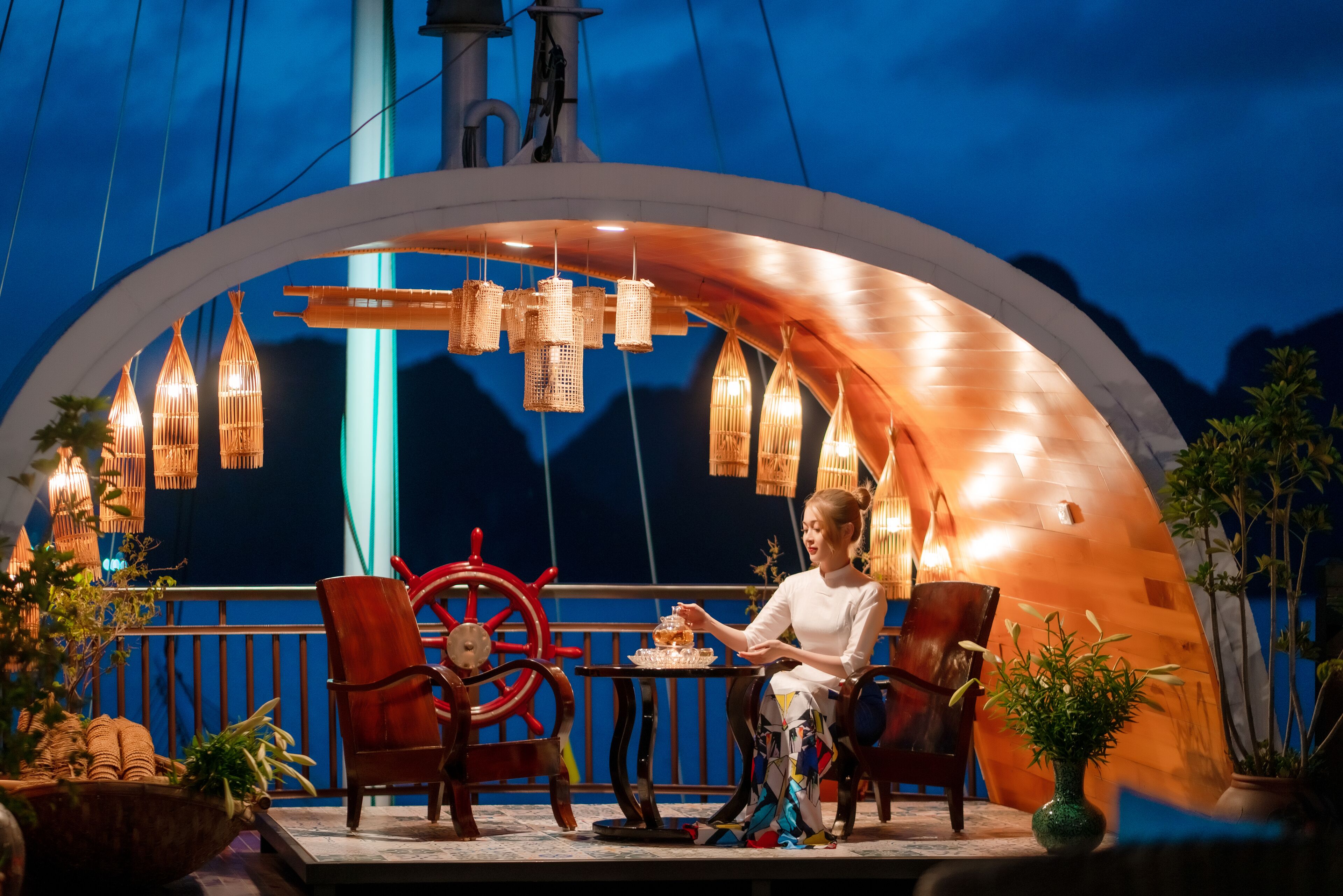 숙박 시설 정면 - 저녁/밤