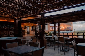 Dining - Esplendor by Wyndham Isla Mujeres All Inclusive Resort (Isla Mujeres)