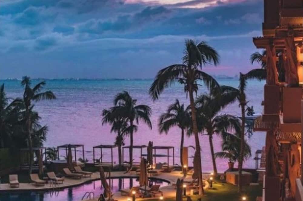 Esplendor by Wyndham Isla Mujeres All Inclusive Resort