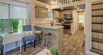 Little Red Roof, a tiny house in the GA mountains!