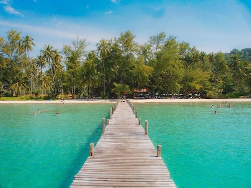 Ko Kut Ao Phrao Beach Resort