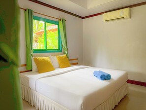 Free WiFi, bed sheets - Ko Kut Ao Phrao Beach Resort (Ko Kood)