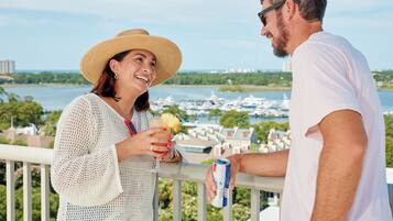 Frühstück, Mittagessen und Abendessen
