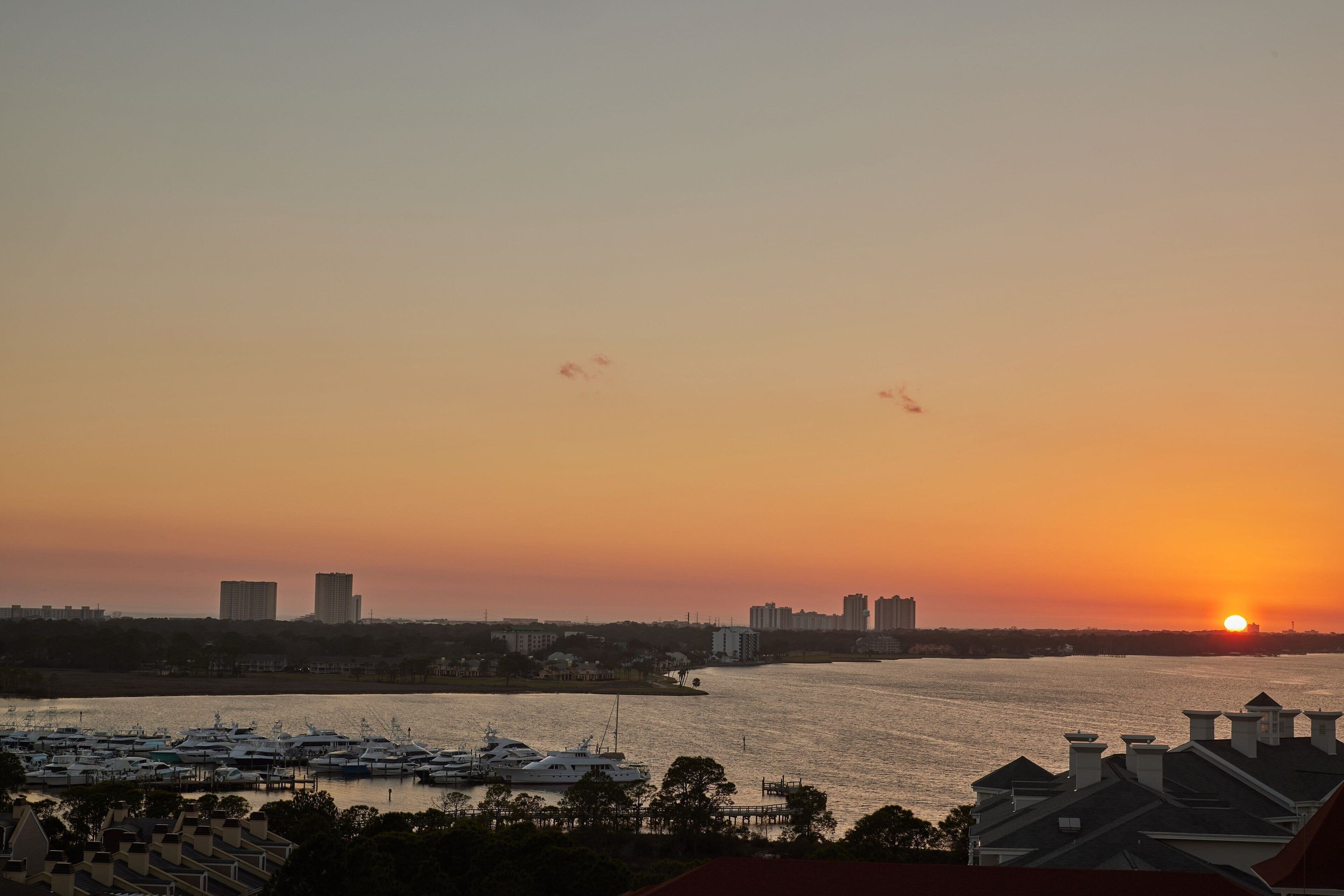 1 bedroom, premium bedding, pillow-top beds, in-room safe