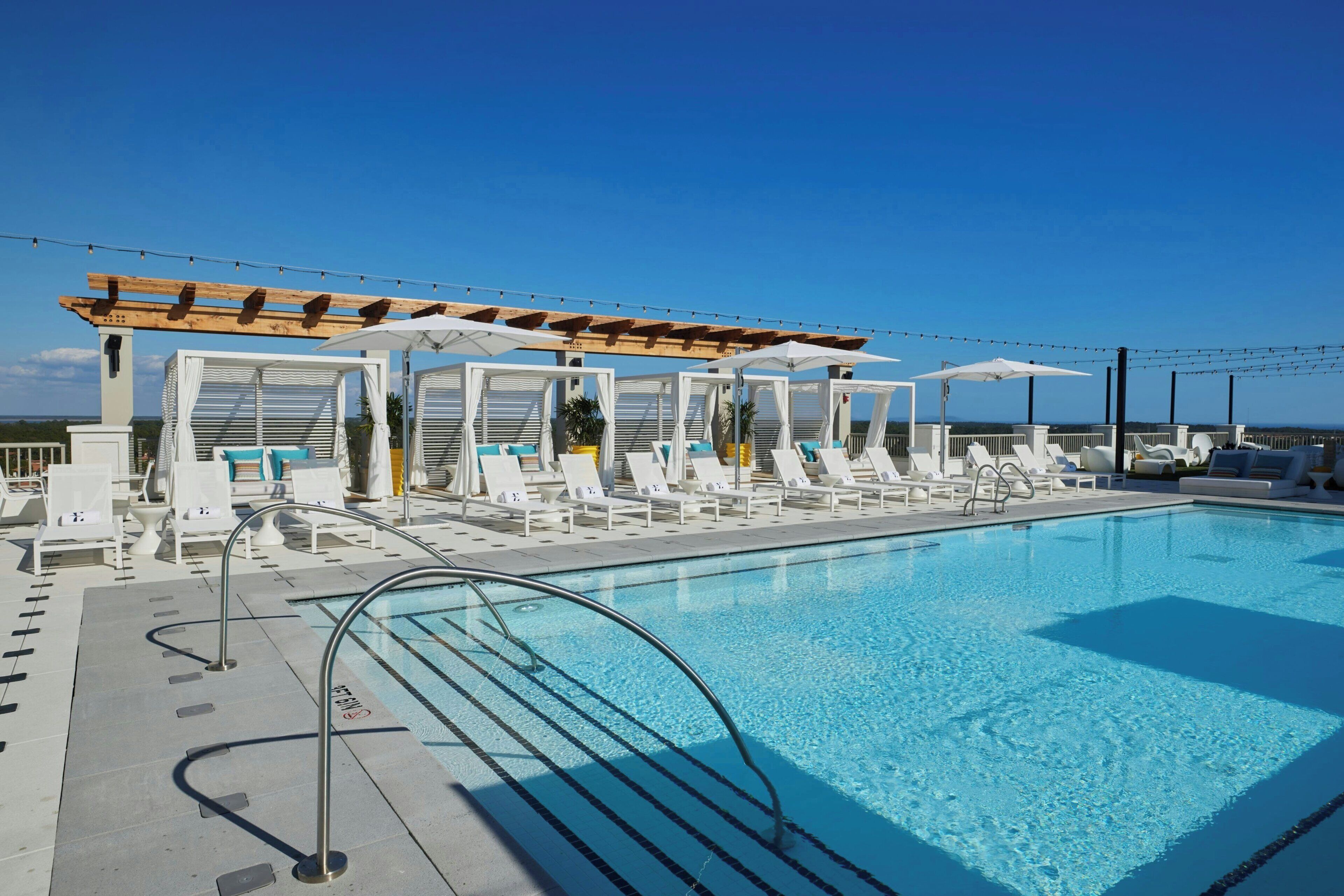 Outdoor pool, cabanas (surcharge), pool umbrellas