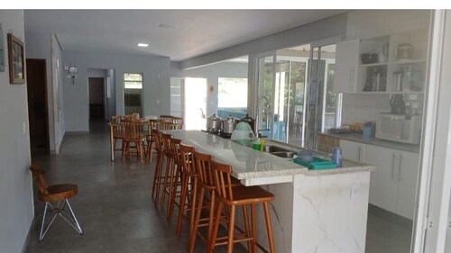 Belle ferme avec piscine, une petite île. Près de la cascade Rio Jaguari.