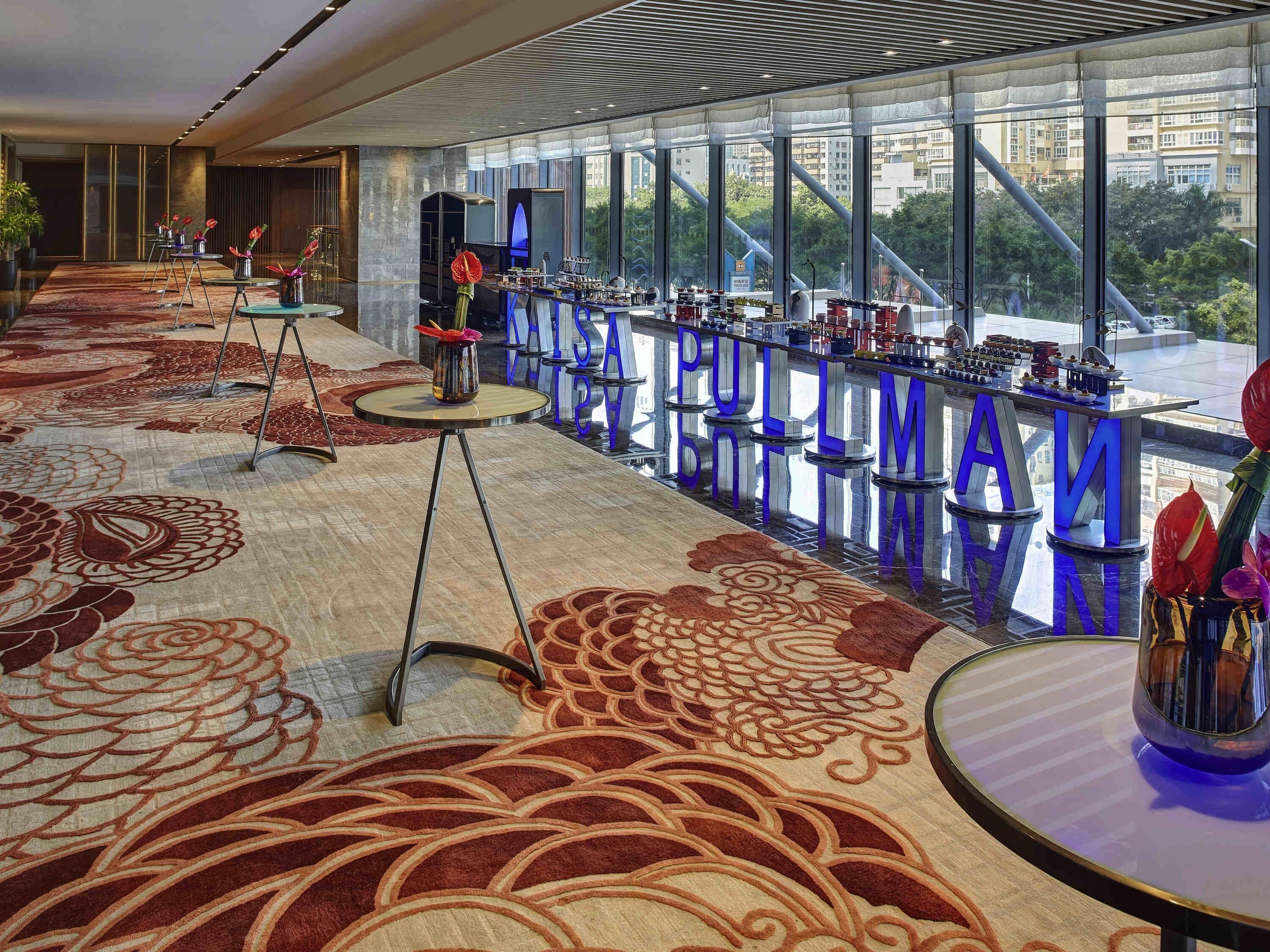 Meeting facility