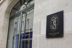 Property entrance - Hôtel Singulier Bordeaux (Bordeaux)