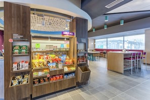 Snack bar