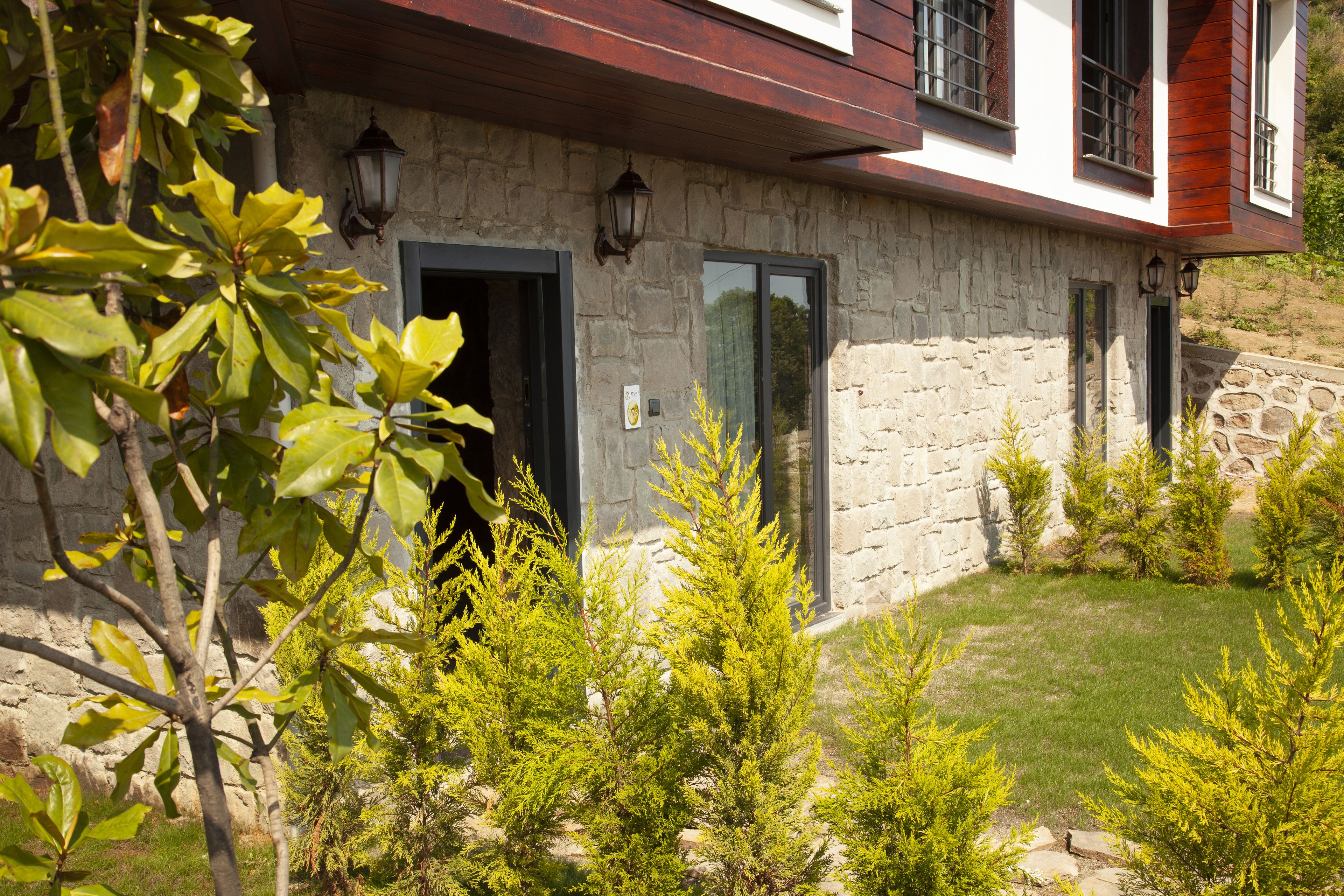 Kahden hengen superior-huone (yksi tai kaksi sänkyä) | Yksityiskohta ulkoa