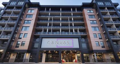Canvas Moncton, Tapestry Collection by Hilton