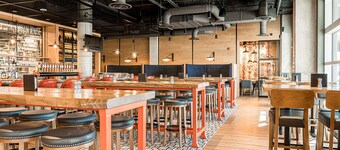 Canvas Moncton, Tapestry Collection by Hilton