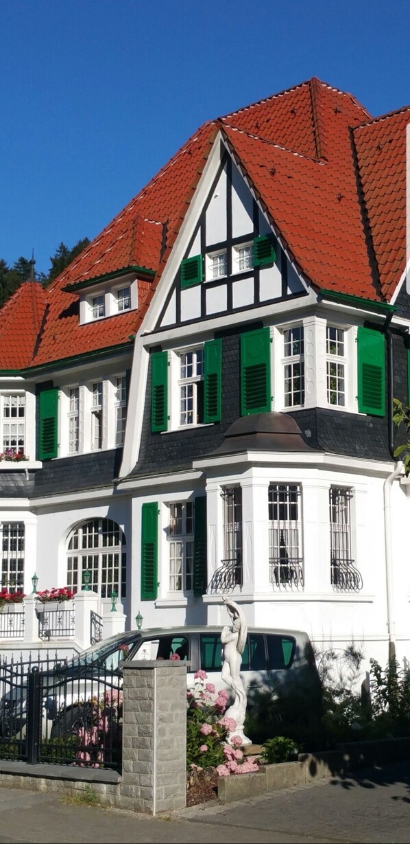 Exterior - Villa Biso (Solingen)