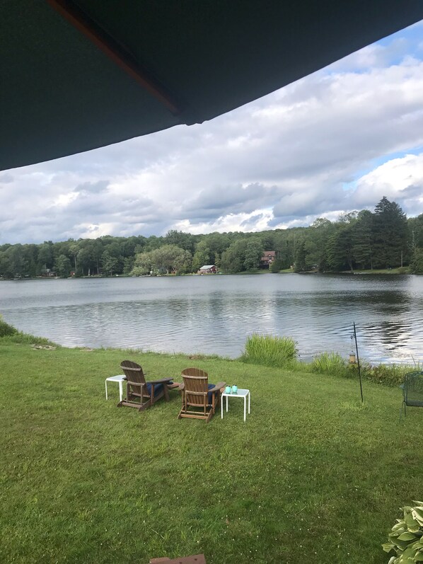 Property grounds - Beautiful house on Summit Lake (Summit)