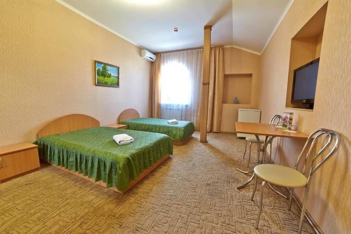 Chambre Standard avec lits jumeaux | 1 chambre, bureau, chambres insonorisées, fer et planche à repasser