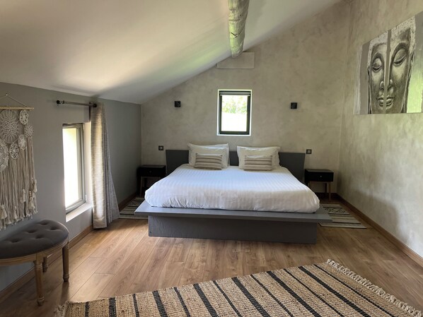 Room - Le Mas aux cedres (Lioux)