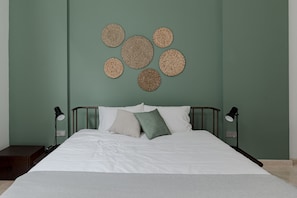 Blue Arch Suites 2 BR | Premium bedding, Select Comfort beds, in-room safe - Blue Arch Suites - The Notre Dame Saigon (Ho Chi Minh City)