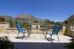 Villa Tradizionale, 2 camere da letto | Vista balcone