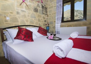 Villa Tradizionale, 2 camere da letto | 2 camere, ferro/asse da stiro, Wi-Fi gratuito, lenzuola